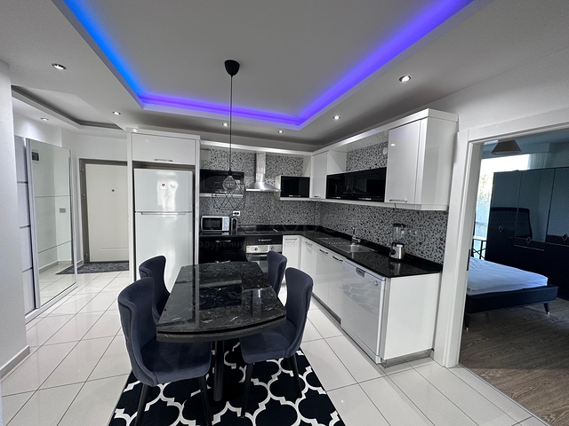 شقة مفروشة مريحة بالقرب من البحر في منطقة كيستيل الخضراء