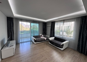 شقة مفروشة مريحة بالقرب من البحر في منطقة كيستيل الخضراء