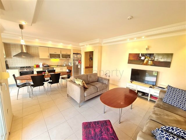 شقة مريحة ذات تصميم واسع في منطقة أوبا الخلابة