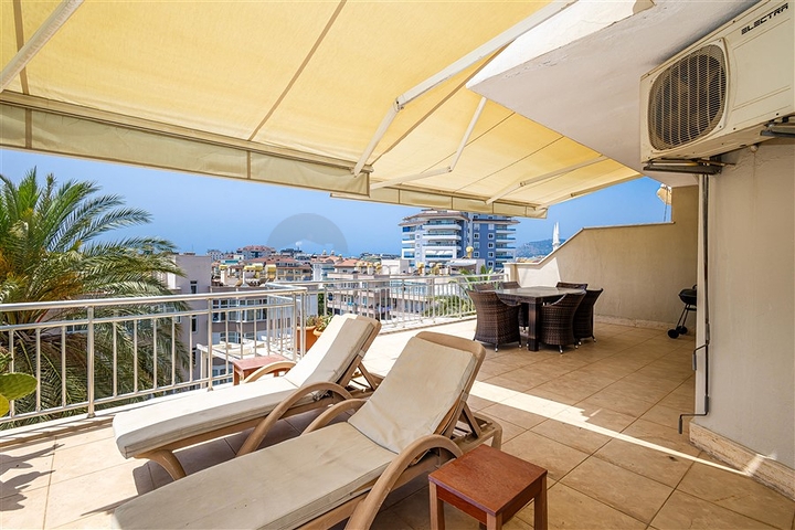 شقة فسيحة 2 + 1 في مجمع مع بنية تحتية متطورة في منطقة جيكجيلي