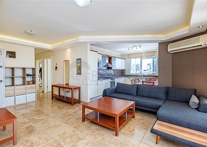 شقة فسيحة 2 + 1 في مجمع مع بنية تحتية متطورة في منطقة جيكجيلي