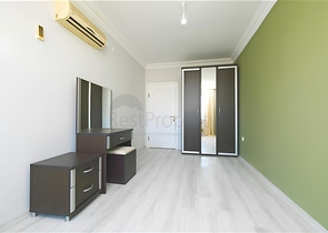 شقة 2+1 في منطقة شاطئ كليوباترا-وسط ألانيا وعلى مسافة قريبة من البحر