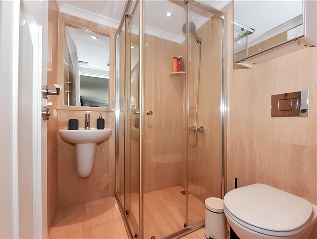 فيلا فاخرة 5 + 2 مطلة على البحر في وسط ألانيا-الخصوصية والراحة والرفاهية في مكان واحد