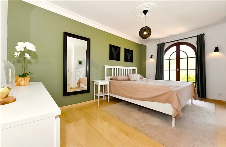 فيلا فاخرة 5 + 2 مطلة على البحر في وسط ألانيا-الخصوصية والراحة والرفاهية في مكان واحد