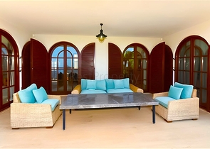 فيلا فاخرة 5 + 2 مطلة على البحر في وسط ألانيا-الخصوصية والراحة والرفاهية في مكان واحد