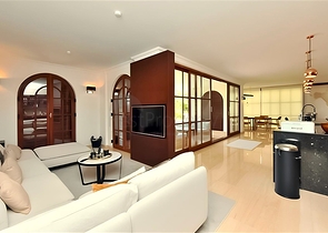 فيلا فاخرة 5 + 2 مطلة على البحر في وسط ألانيا-الخصوصية والراحة والرفاهية في مكان واحد