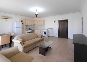 شقة مريحة 2 + 1 في وسط كليوباترا-على مسافة قريبة من الشاطئ وراحة الحياة الحضرية