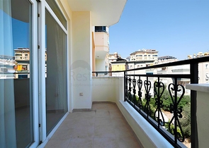 شقة مريحة 2 + 1 في وسط كليوباترا-على مسافة قريبة من الشاطئ وراحة الحياة الحضرية