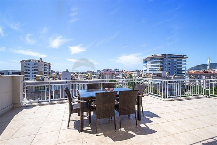 شقة فسيحة 2 + 1 في مجمع جيد الصيانة في منطقة سيكجيلي-الراحة والراحة مدى الحياة