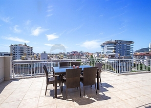 شقة فسيحة 2 + 1 في مجمع جيد الصيانة في منطقة سيكجيلي-الراحة والراحة مدى الحياة