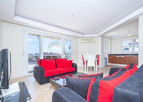 شقة فسيحة 2 + 1 في مجمع جيد الصيانة في منطقة سيكجيلي-الراحة والراحة مدى الحياة