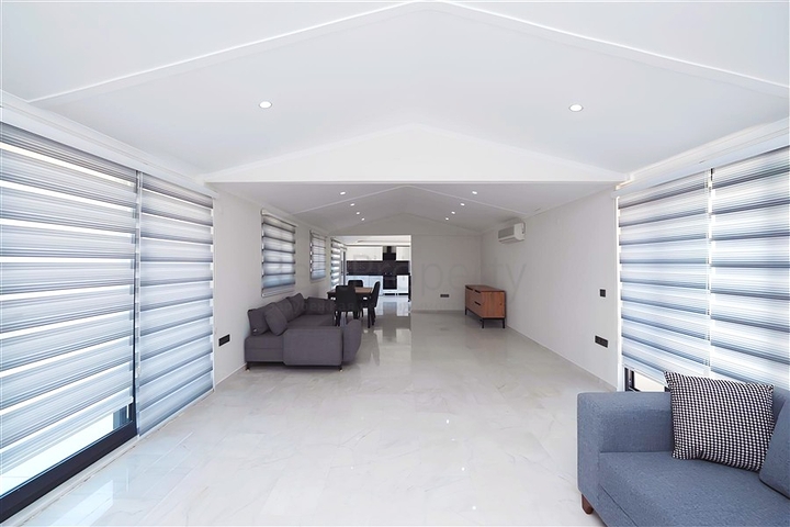 بنتهاوس مفروشة واسعة مع تراسات في وسط ألانيا