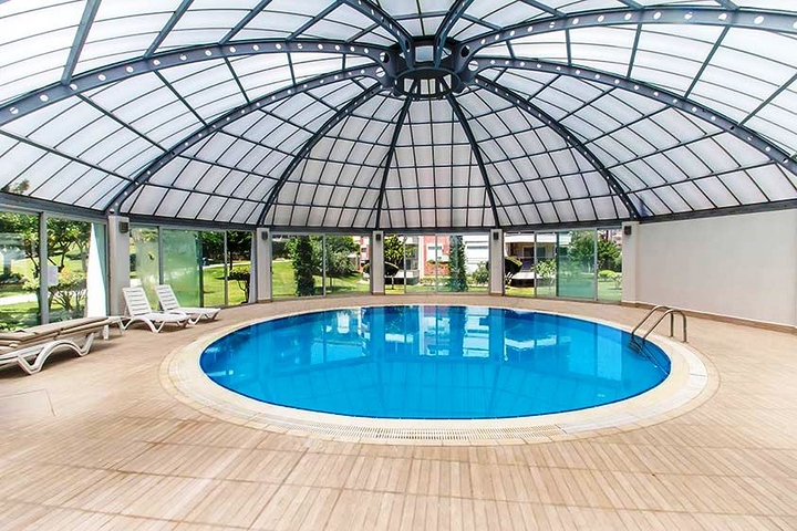 شقة مريحة مفروشة 1 + 1 مع إطلالات بانورامية في منطقة سيكجيلي