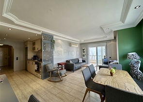 شقة فسيحة مفروشة 2 + 1 على بعد 150 متر فقط من البحر في منطقة أوبا