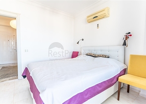 شقة مشرقة مع إطلالات بانورامية على البحر في منطقة توسمور