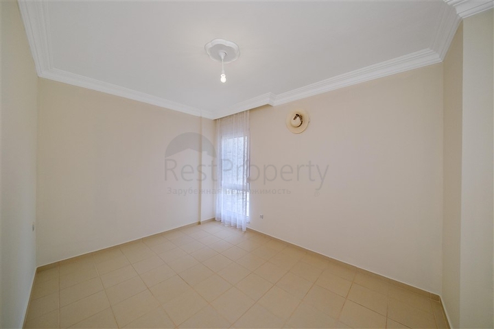 شقة مريحة وحديثة في مجمع مرموق