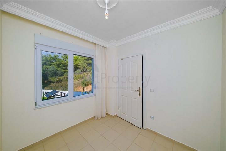 شقة مريحة وحديثة في مجمع مرموق