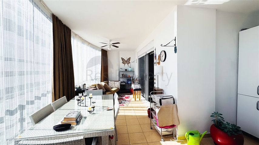 شقة فسيحة ومريحة في مجمع مرموق