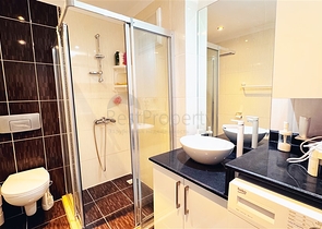 شقة فسيحة ومريحة في مجمع مرموق