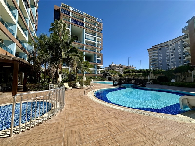 شقة مريحة 1 + 1 في مجمع سكني مع بنية تحتية غنية