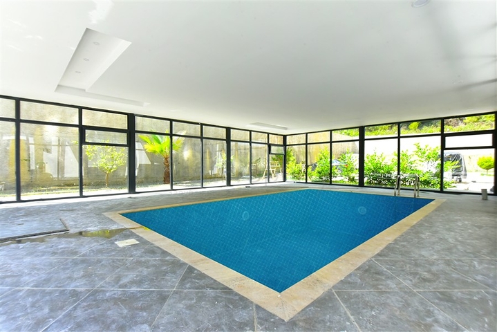 شقة مريحة مفروشة 1 + 1 في مجمع حديث مع بنية تحتية على مستوى المنتجع