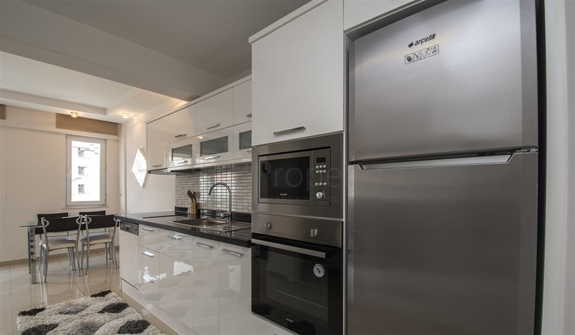 شقة فسيحة مفروشة 2 + 1 على بعد 350 متر من شاطئ كليوباترا الشهير