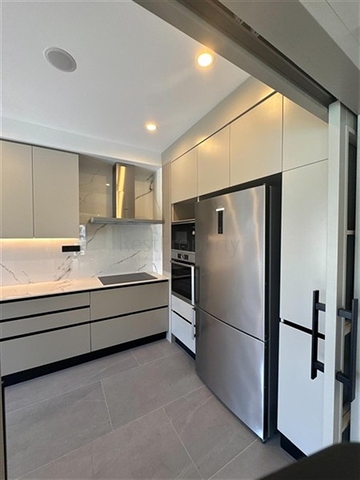 نقدم شقة فاخرة في أرقى منطقة في أنطاليا / كونيالتي