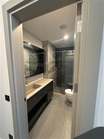 نقدم شقة فاخرة في أرقى منطقة في أنطاليا / كونيالتي