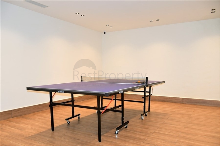 الراحة والأناقة في وسط أوبا-شقة حديثة مع بنية تحتية غنية