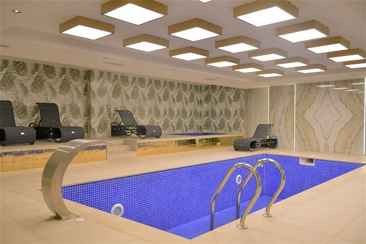 الراحة والأناقة في وسط أوبا-شقة حديثة مع بنية تحتية غنية