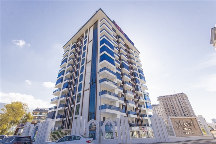 شقة حديثة على بعد خطوة واحدة من البحر-الراحة والأناقة في محمودلار