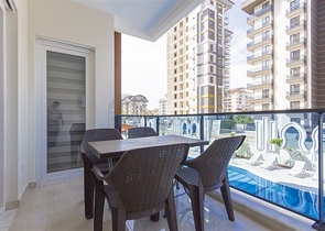 شقة حديثة على بعد خطوة واحدة من البحر-الراحة والأناقة في محمودلار