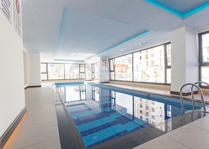 شقة حديثة على بعد خطوة واحدة من البحر-الراحة والأناقة في محمودلار