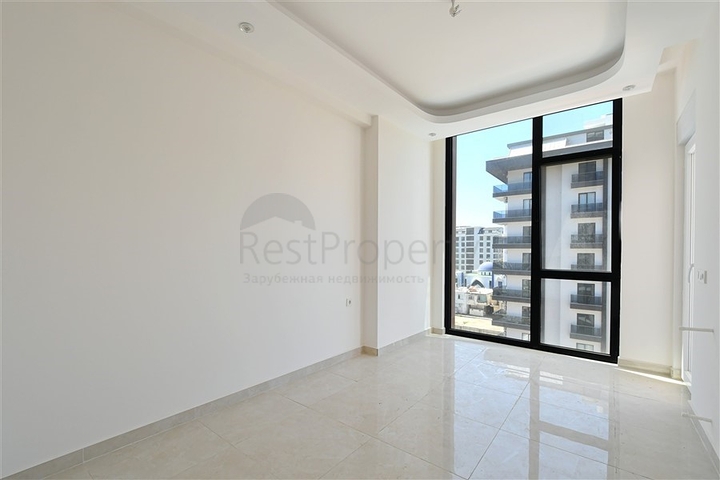 شقة أنيقة مع بنية تحتية كاملة في وسط محمودلار