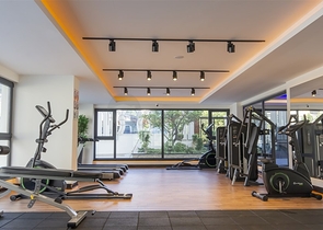 شقة أنيقة مع بنية تحتية كاملة في وسط محمودلار