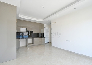 شقة أنيقة مع بنية تحتية كاملة في وسط محمودلار