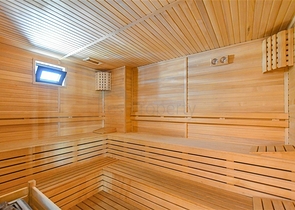 شقة أنيقة مع بنية تحتية كاملة في وسط محمودلار