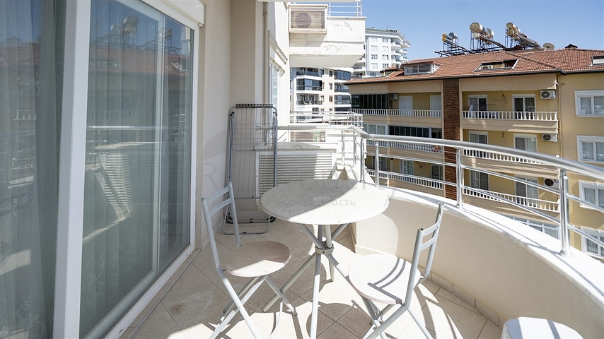 شقة مريحة 1 + 1 في مجمع سكني حديث مع بنية تحتية غنية