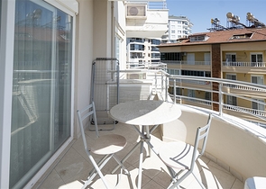 شقة مريحة 1 + 1 في مجمع سكني حديث مع بنية تحتية غنية