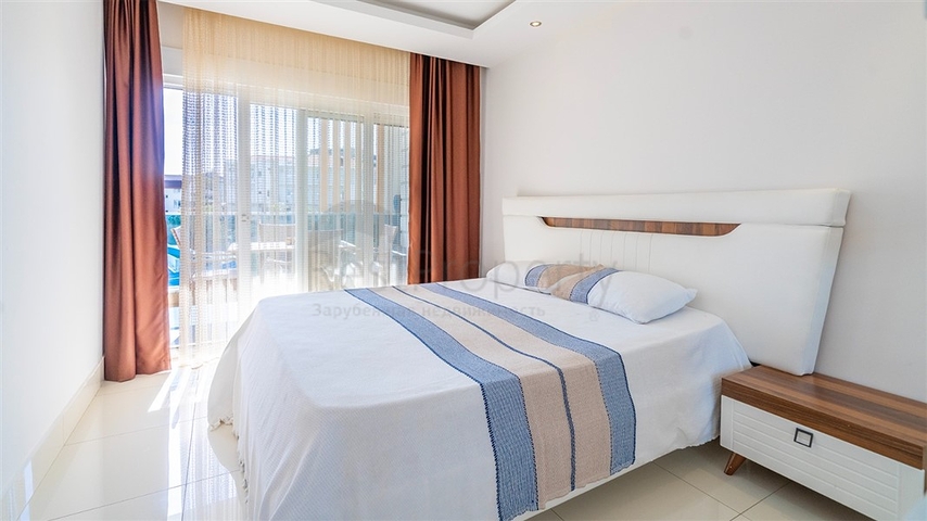 شقة حديثة 1 + 1 في مجمع سكني مع بنية تحتية غنية عن طريق البحر