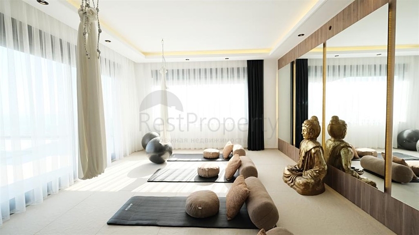 فيلا حديثة مع إطلالة بانورامية على البحر في ألانيا