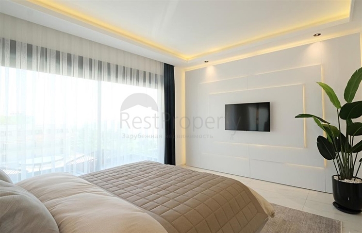 فيلا حديثة مع إطلالة بانورامية على البحر في ألانيا