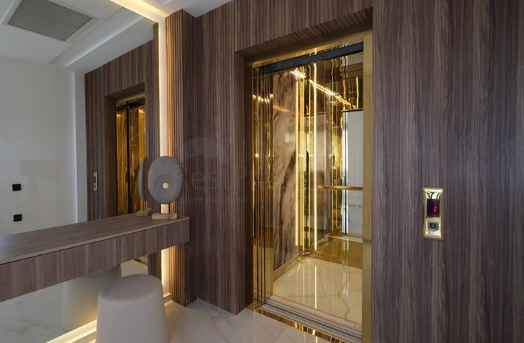 فيلا حديثة مع إطلالة بانورامية على البحر في ألانيا