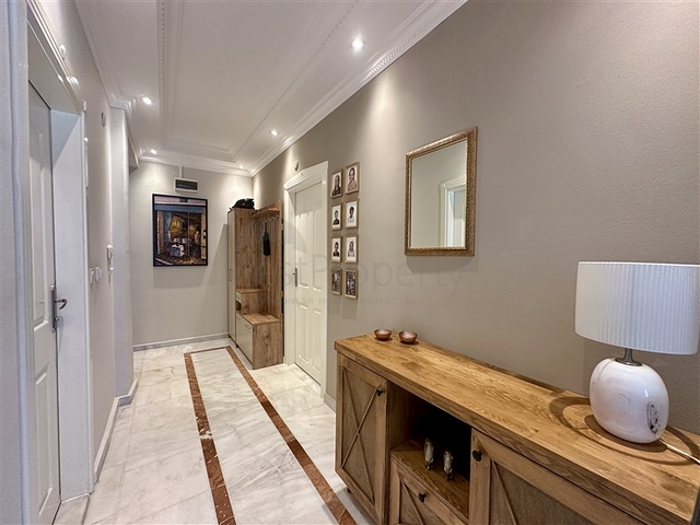 شقة مفروشة مريحة في منطقة أوبا-على بعد 400 متر فقط من البحر