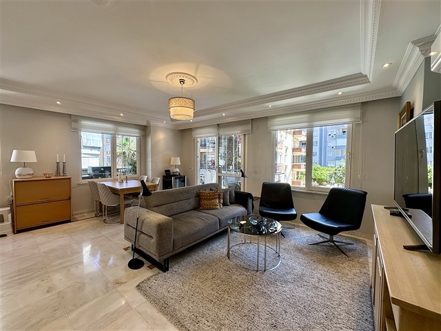 شقة مفروشة مريحة في منطقة أوبا-على بعد 400 متر فقط من البحر