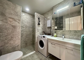 شقة مفروشة مريحة في منطقة أوبا-على بعد 400 متر فقط من البحر