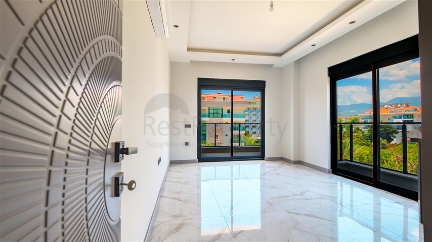 شقة حديثة على البحر ، محاطة بالسلام والراحة