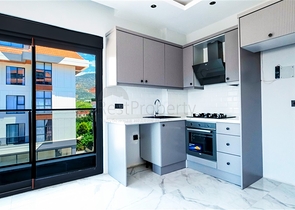 شقة حديثة على البحر ، محاطة بالسلام والراحة