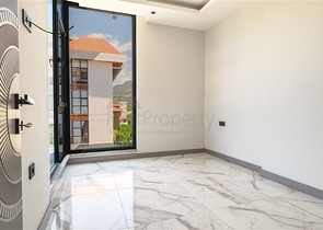 شقة حديثة على البحر ، محاطة بالسلام والراحة