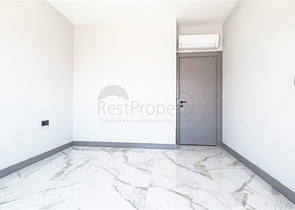 بنتهاوس على البحر مع تراسات واسعة وإطلالات بانورامية